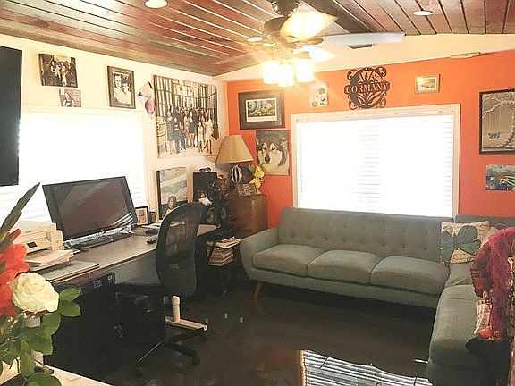 2nd image of 14815 Cerritos Ave Spc 40