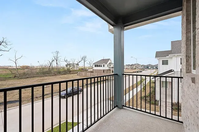 1418 Shaded Rock Dr — Photo 3