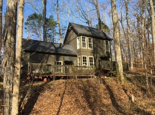 633 Spring Cove Dr, Florence, AL 35634