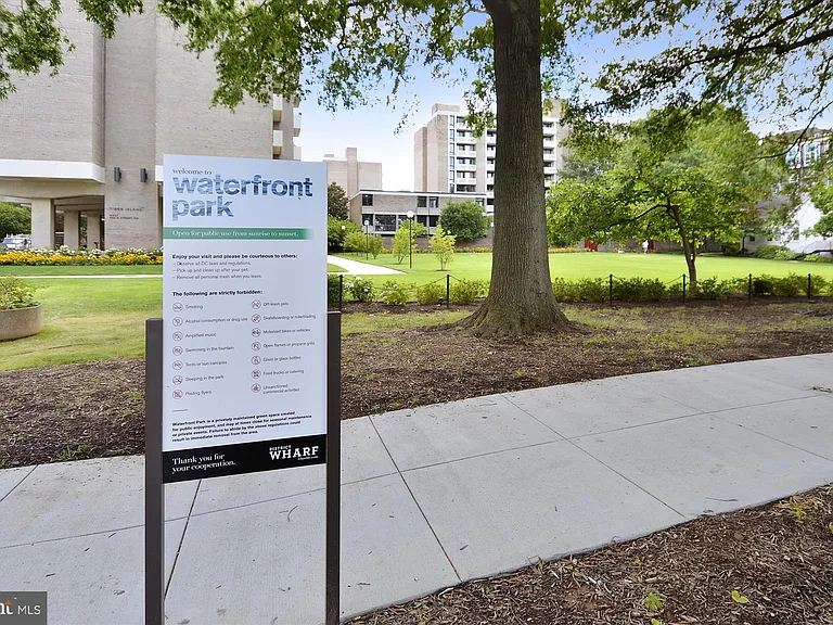 335 N St SW #335 — Photo 36
