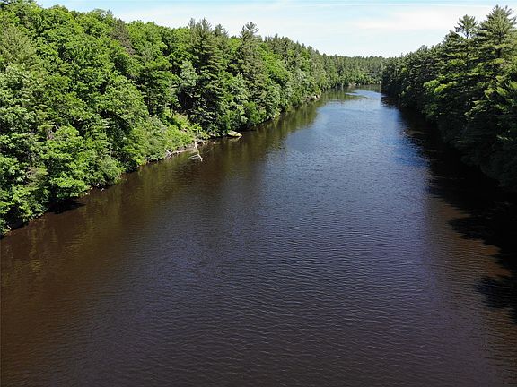 4th image of N7280 Waters Edge Road
