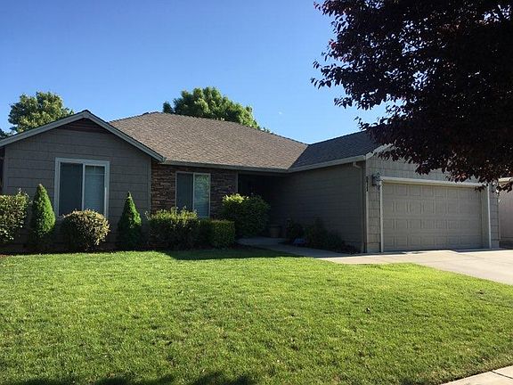2nd image of 971 Worchester Dr