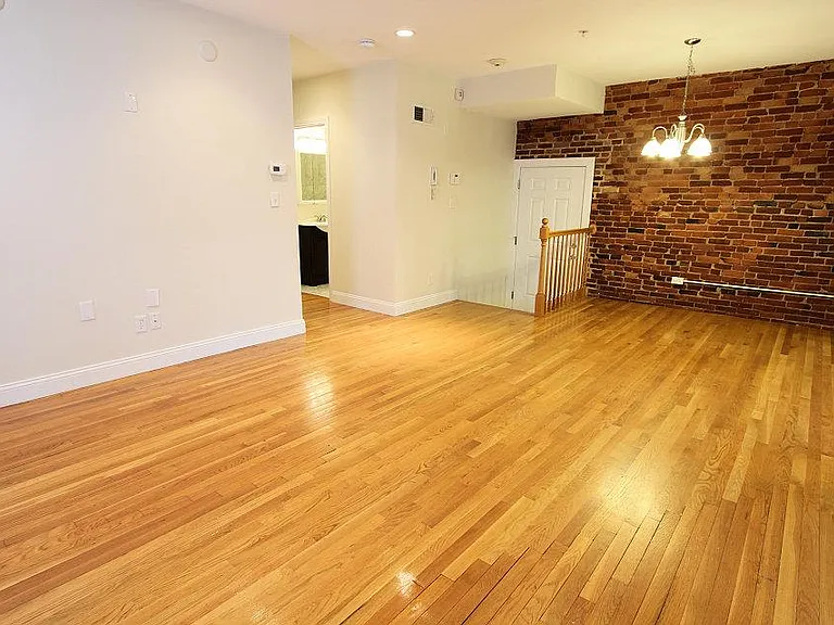 12 Homer St #2 — Photo 8
