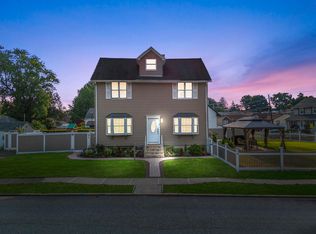 27 Saddle River Rd, Saddle Brook, NJ 07663