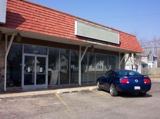 1126 Peoria St, Peru, IL 61354