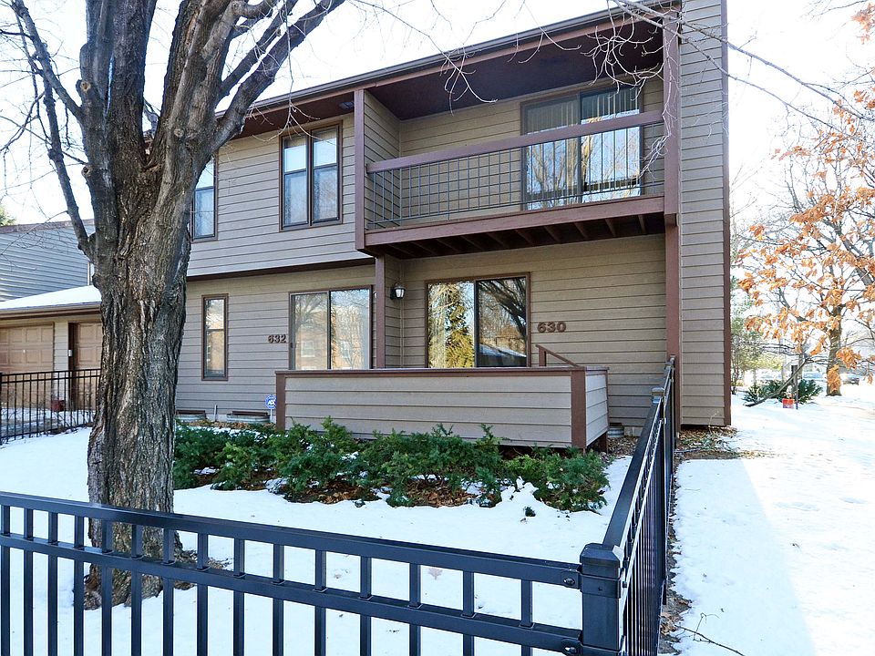 1st image of 630 3rd Ave SE #0