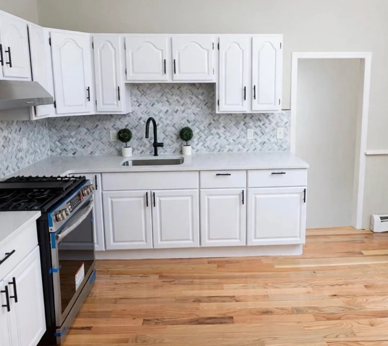 4 bed, 1850 sqft, $2,550 — Photo 2