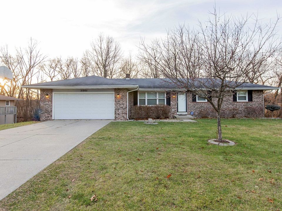 1st image of 51901 Hinton Ln