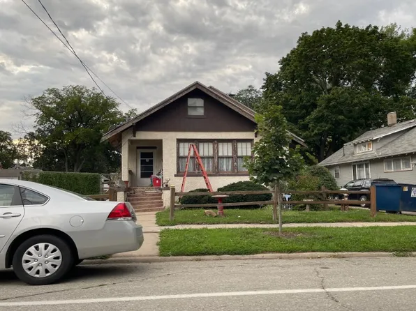 1120 N Pennsylvania Ave, Mason City, IA 50401