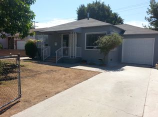 1516 W Tichenor St, Compton, CA 90220