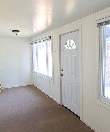 3rd image of 3614 N Paris Ave
