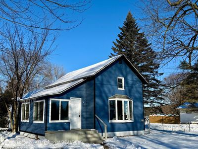 129 E Fulton St, Pompeii, MI, 48874