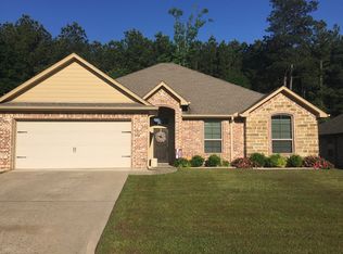 157 Labrador Ln, Hallsville, TX 75650