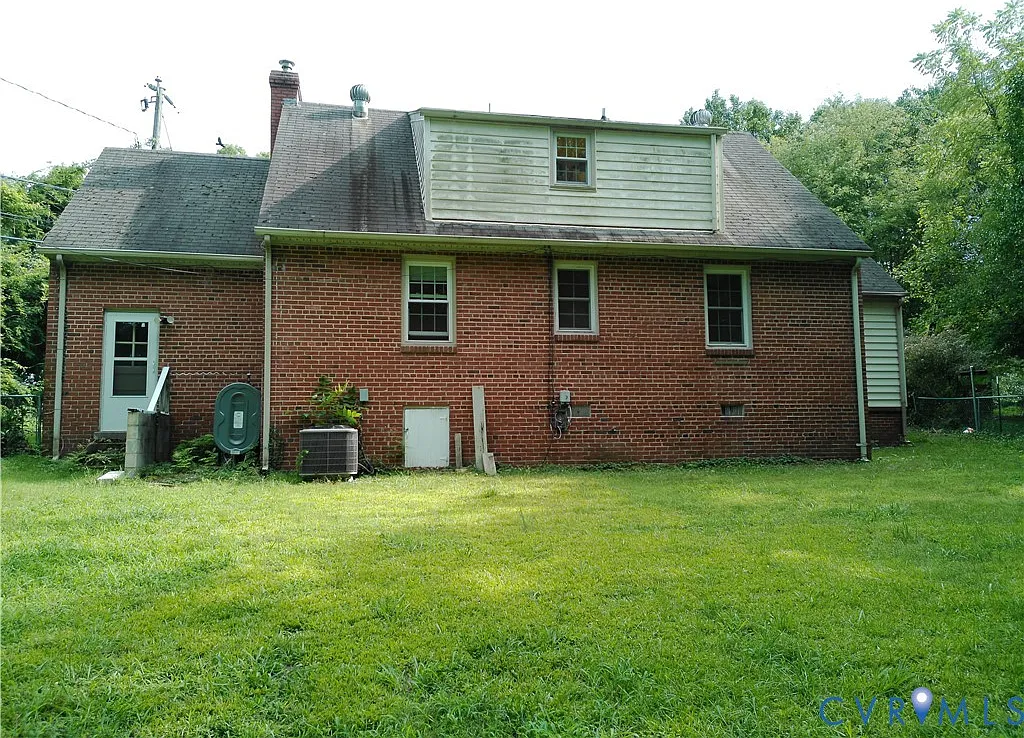 3 bed, 2.0 bath, 1798 sqft, $2,150 — Photo 4