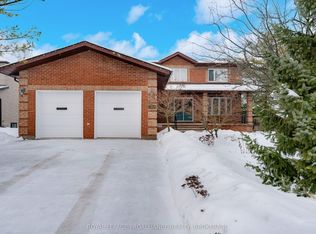 995 Auden Park Dr, Kingston, ON K7M 7T9