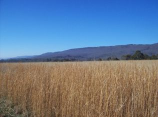 2 Kelly Ln, Pikeville, TN 37367