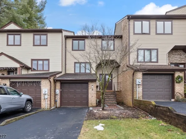 33 Stockton Ct, Parsippany-Troy Hills Twp., NJ 07950