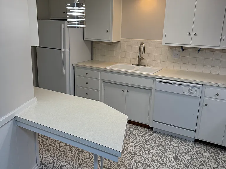 909 W River Blvd #909 — Photo 7