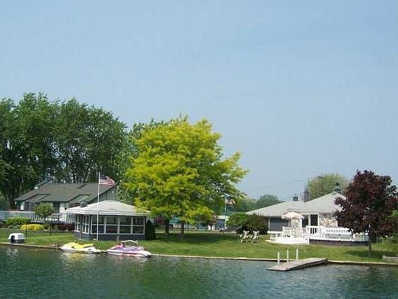 1st image of 1335 Castlewood Dr