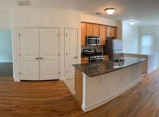 317 Gawron Ct, Parlin, NJ 08859
