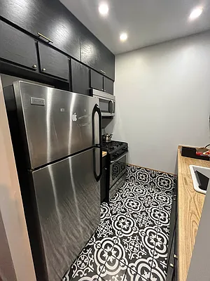 Rented by Frank Galeano Licensed Real Estate Broker INC | media 5