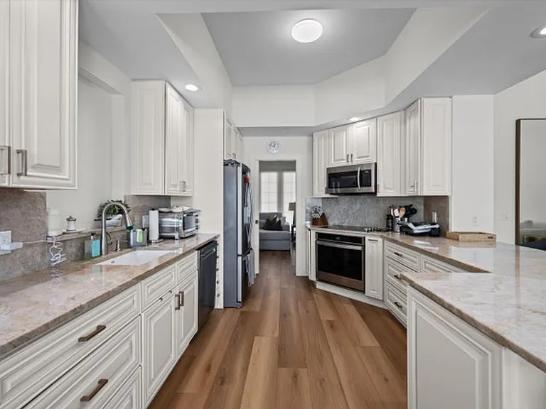 2057 Futana Way — Photo 3