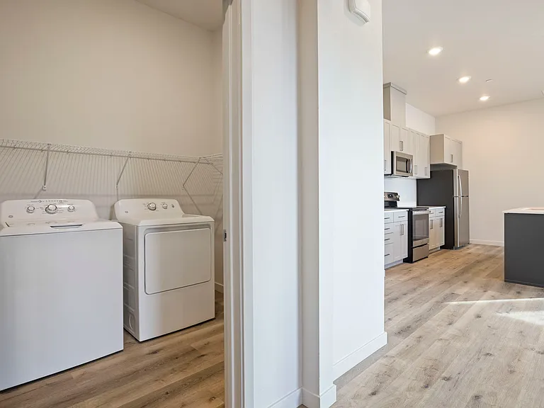 La Vida 55+ Luxury Living — Photo 47