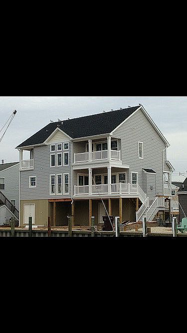 1st image of 244 Cedar Dr