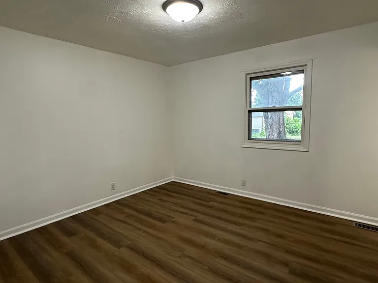 5663 E Karlsway Dr — Photo 13