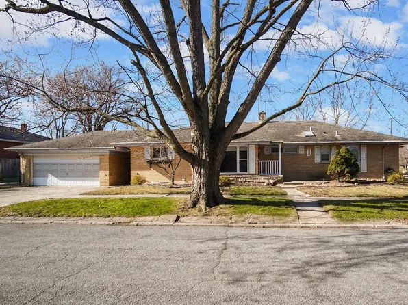 222 Broadmoor Ave, Munster, IN 46321