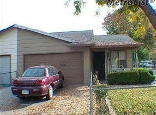 200 Sierra Madre Dr, Modesto, CA