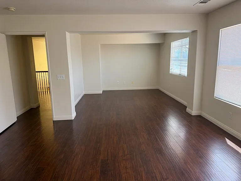 12445 Freeport Dr — Photo 16