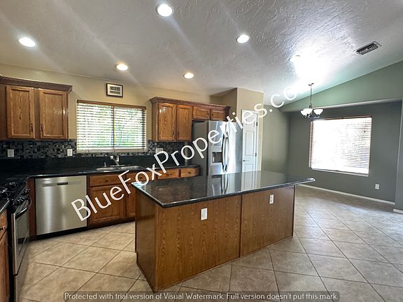 4th image of 3011 W Corte Olivia