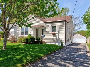 1624 44th St, Des Moines, IA 50310