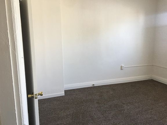 5th image of 510-512 Salem Ave #510B