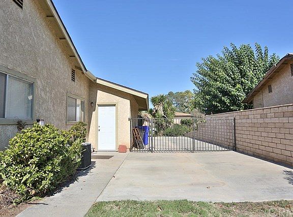 3rd image of 12457 Windsor Dr