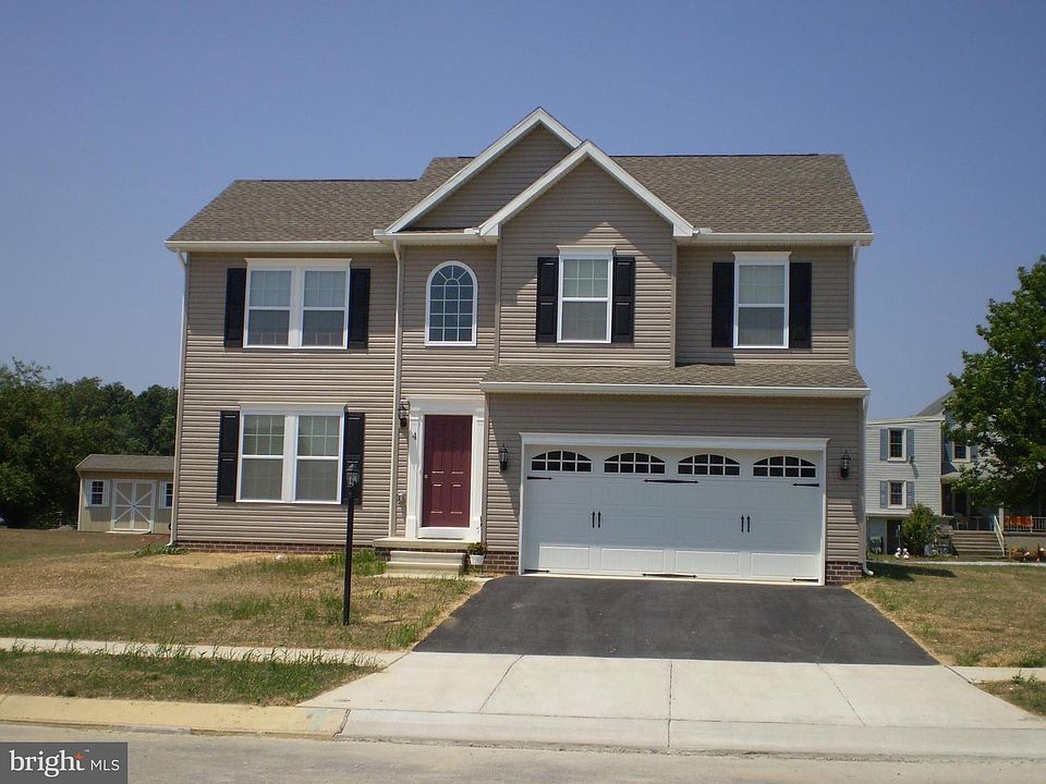1st image of 192 Ledger Dr #72