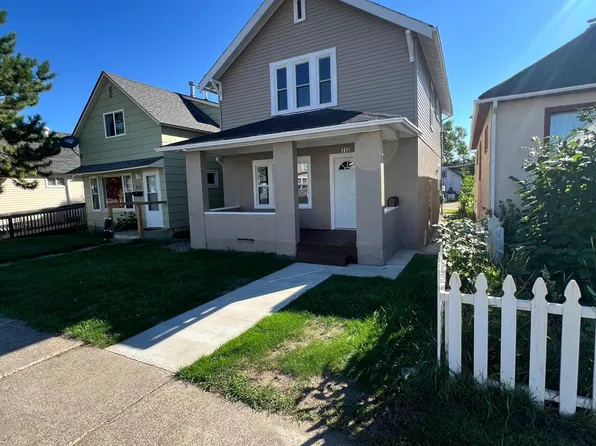 312 2nd St, Nashwauk, MN 55769
