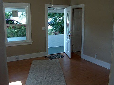 Livingroom~Entry from kitchen