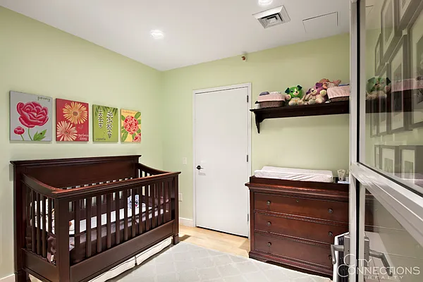 Rented by City Connections Realty | media 26