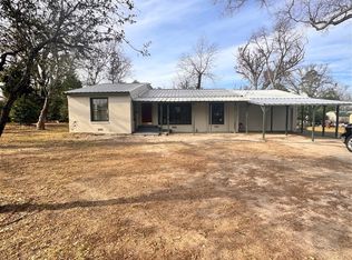 404 Lindsey Ln, Athens, TX 75751