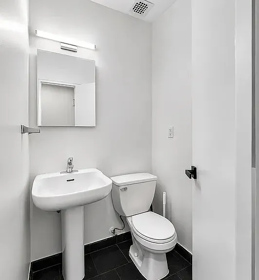 680 Broadway #2B — Photo 8