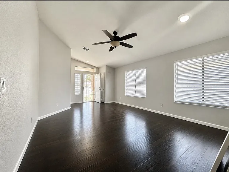 9358 W Snow Flower Ave — Photo 3