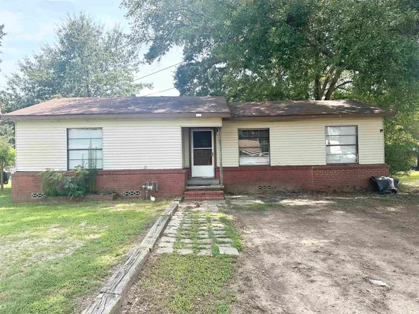704 Massie St, Atlanta, TX 75551