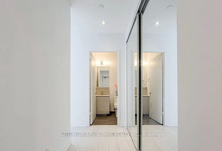 5 Buttermill Ave #803 — Photo 13