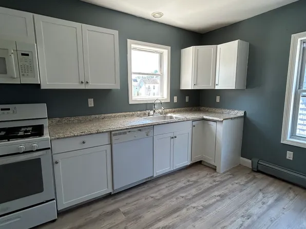 56 Adams St, Taunton, MA