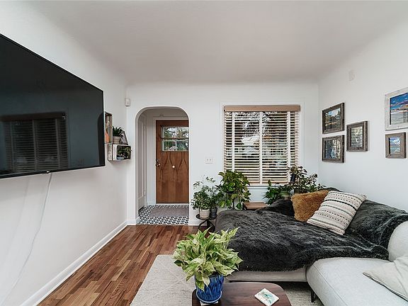 2nd image of 725 Cook Ave