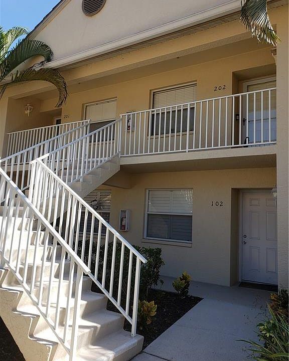 1st image of 289 Robin Hood Cir Unit 202