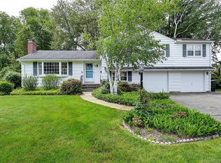 45 Hickory Hill Ln, Newington, CT 06111