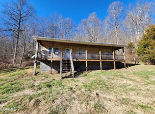 101 Iron Ore Dr, Rose Hill, VA 24281